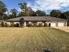 Building Photo - 22022 Nelson St