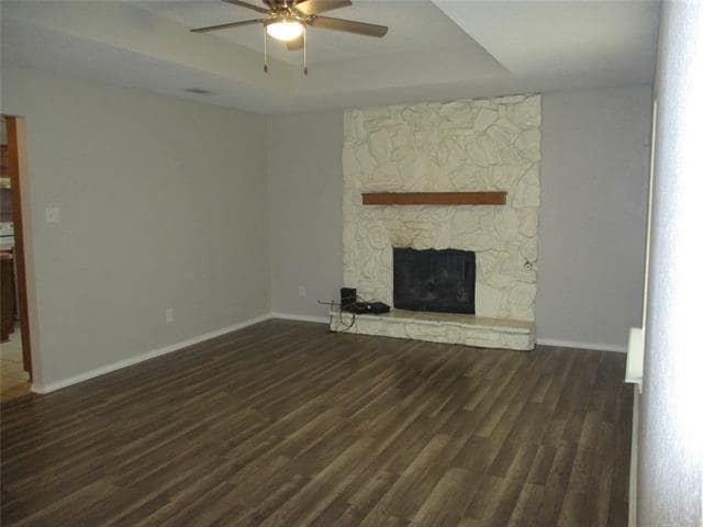 Building Photo - 103 Dove Ln