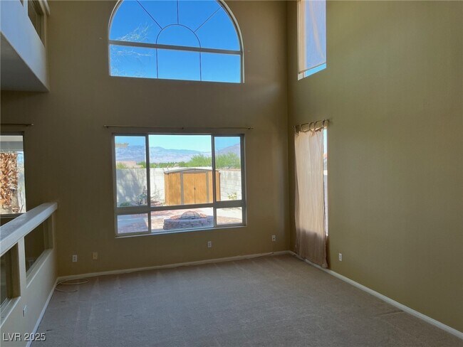 Building Photo - 8640 Castle Hill Ave