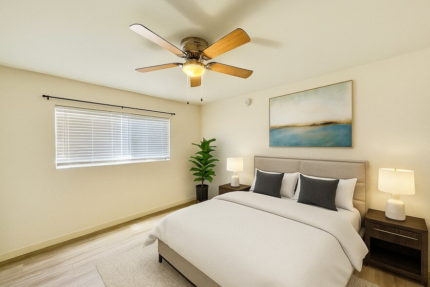 Building Photo - 5625 W Jefferson Blvd