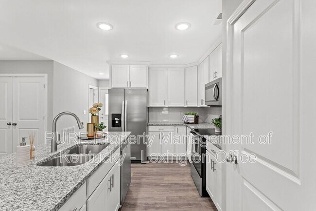 Building Photo - 1048 Judah Bear Blvd