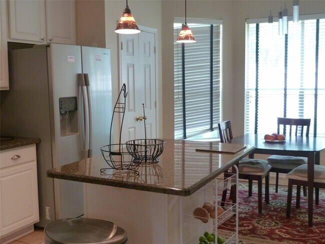 Building Photo - 22554 Bristolwood Ct