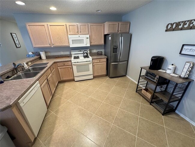 Building Photo - 16879 SE 94th Sunnybrook Cir