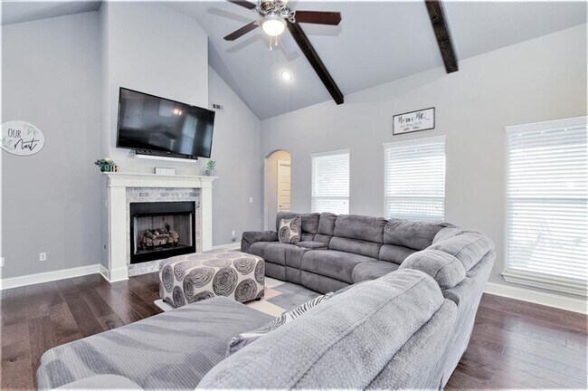 Building Photo - Stylish 3-Bedroom, 2-Bathroom Home for Rent!