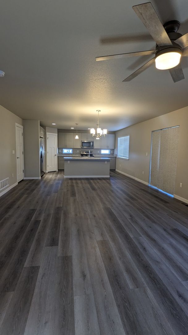 Building Photo - 4948 Wolf Moon Dr