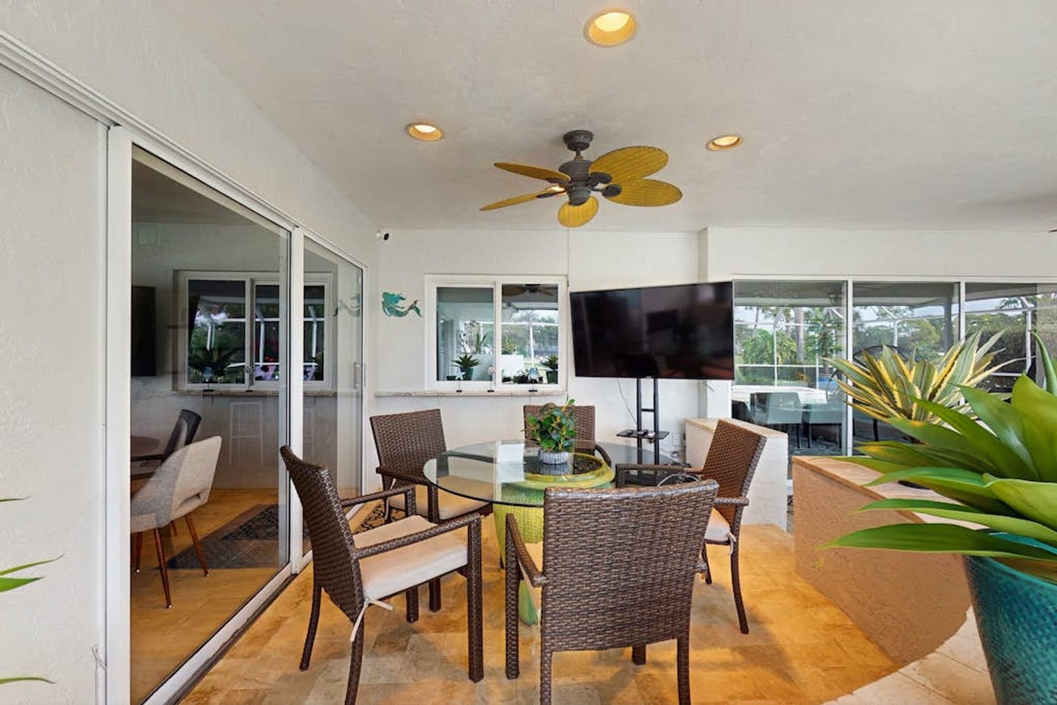 Building Photo - 5111 Canterbury Dr