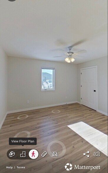 Building Photo - 104 8th Ave SW