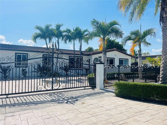 Building Photo - 19800 SW 119th Ave