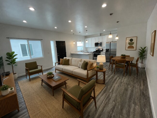 Building Photo - BETA APTS