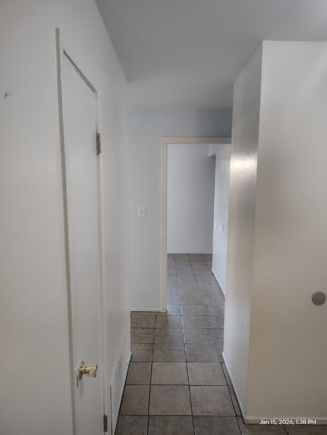 Building Photo - Gated Spacious Lot.  Updated interior - Must see