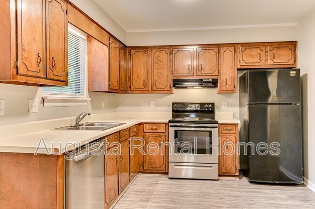 Building Photo - 157 Chalet North CT