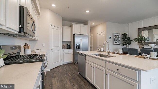 Building Photo - 1071 Meadowlark Dr