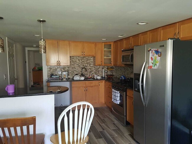 Building Photo - 3108 N 78th Ct