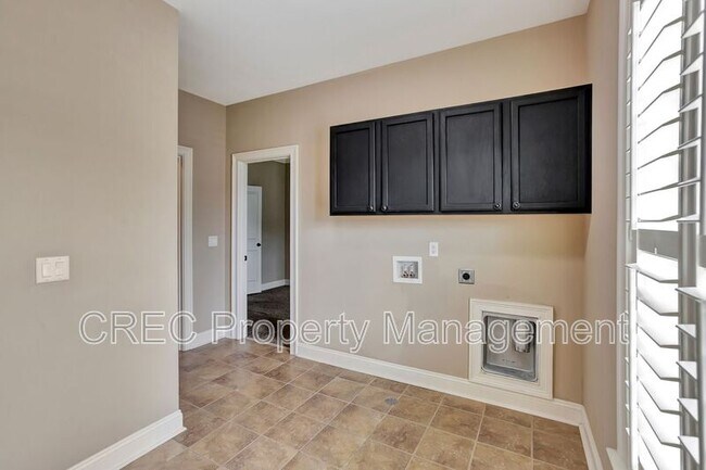 Building Photo - 258 Silver Cypress Cir