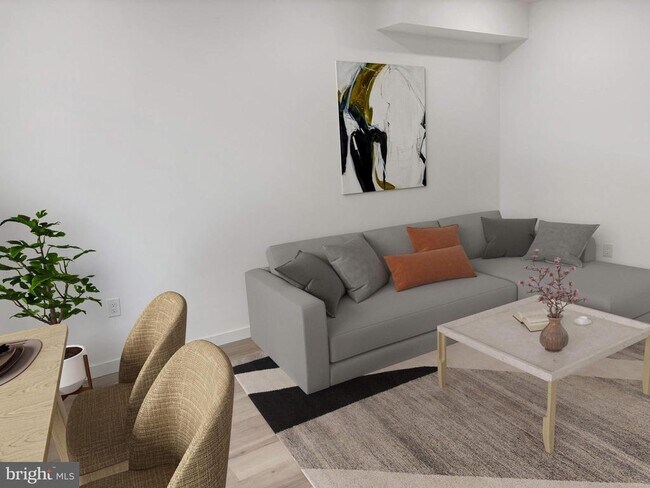 Primary Photo - 2717 N Howard St