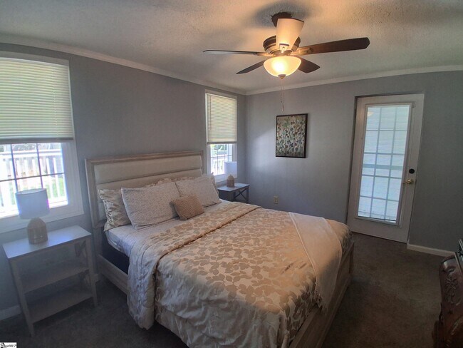 Building Photo - 506 Pinckney St