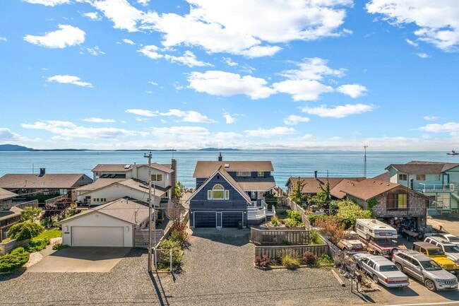 Building Photo - 4183 Sucia Dr