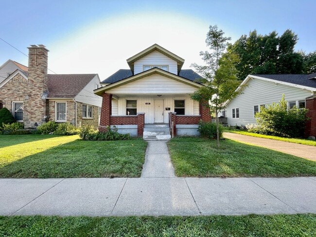 Primary Photo - Four Bedroom Home in Wyoming