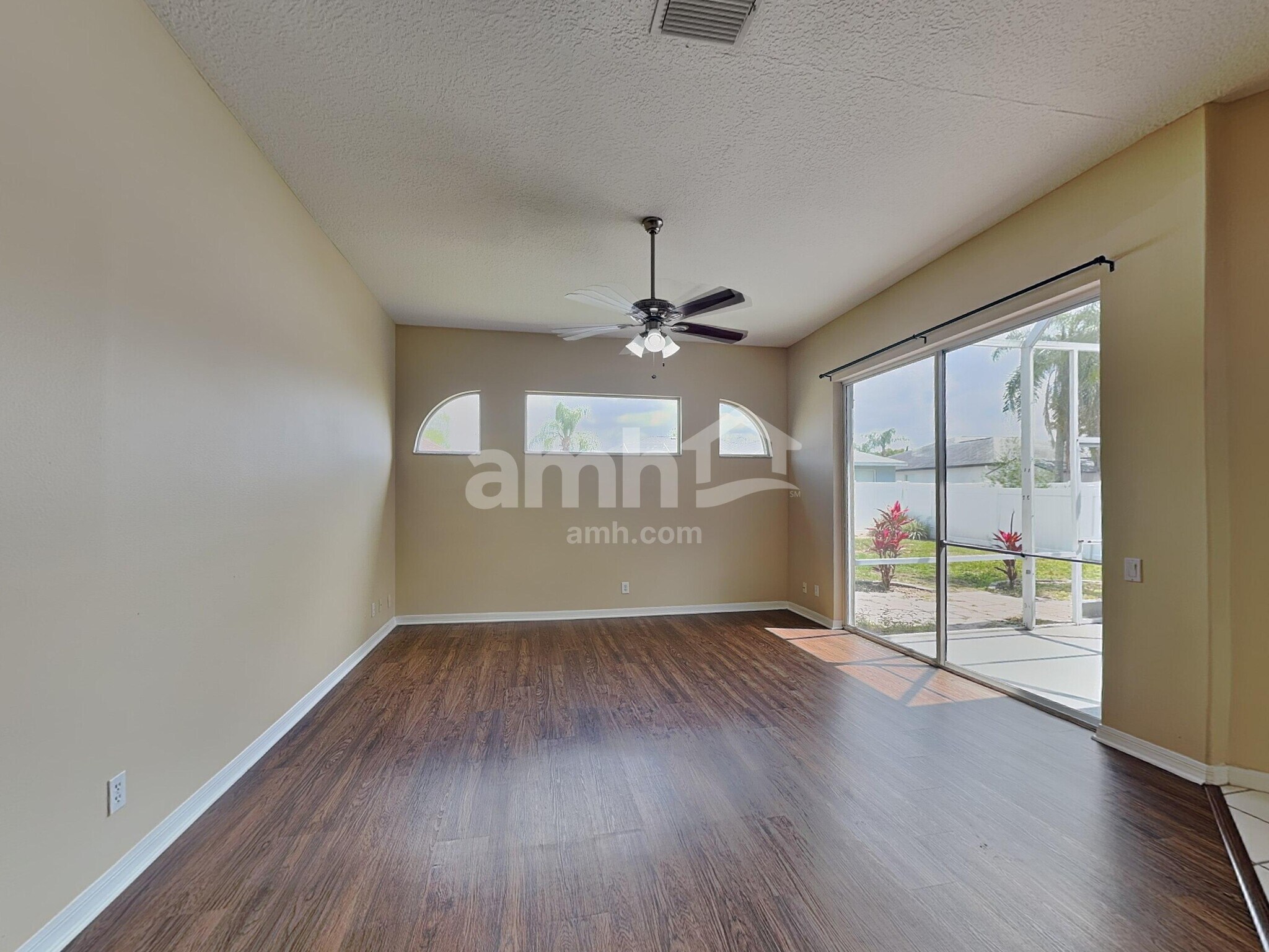 Building Photo - 4817 76th Ct E