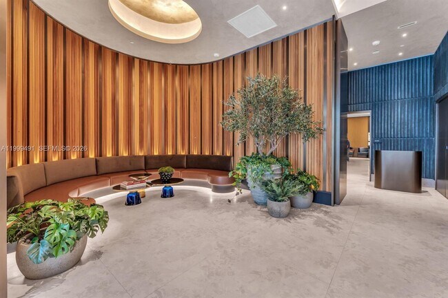 Building Photo - 20 NE 11th St