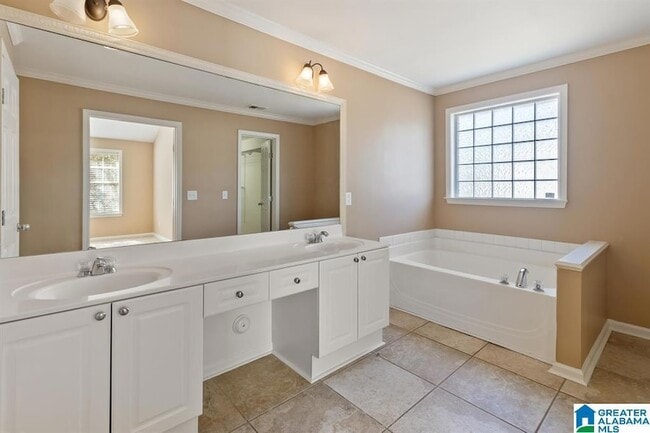 Building Photo - 2148 Forest Lakes Ln