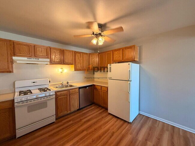 Building Photo - 111 Harrington Ave