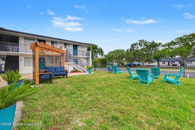 Building Photo - 115 Seminole Ave W