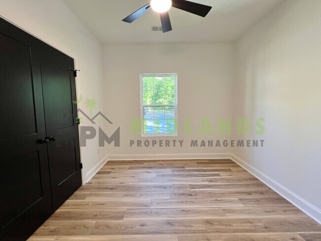 Building Photo - 1506 Donna Dr