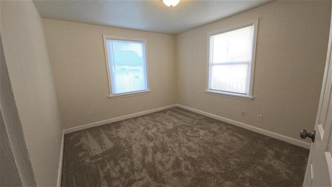 Building Photo - Charming 2 bedroom 1 bathroom home in Mount Vernon