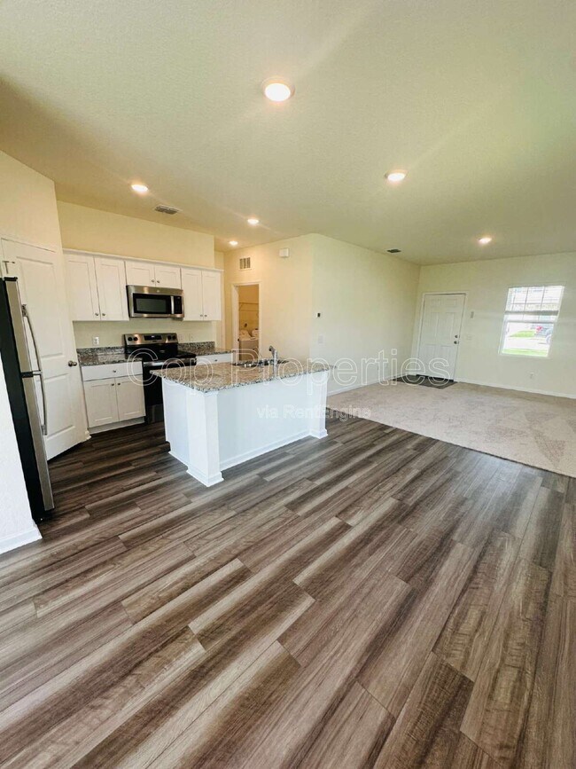 Building Photo - 10136 Peppercorn Pl