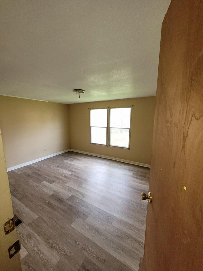 Building Photo - 239 Harless Rd
