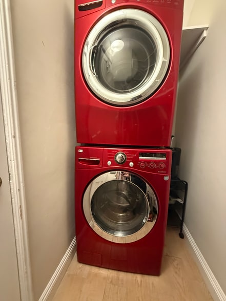 Building Photo - 439 S Sherbourne Dr