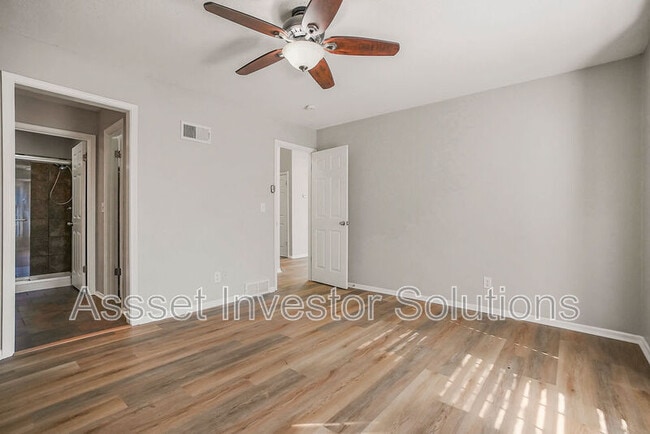 Building Photo - 11109 Delmar Ct