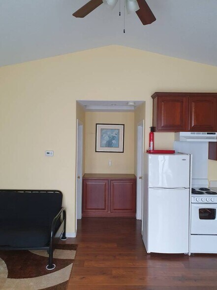 Building Photo - 2876 Falcon Ct