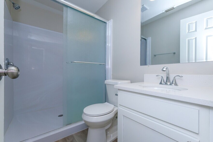 Building Photo - 2021 Lori Ann St