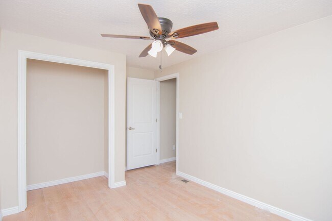 Building Photo - Fully Renovated Home + Shop + RV Parking in Tremonton!