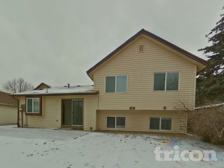 Building Photo - 18965 E 47th Ave