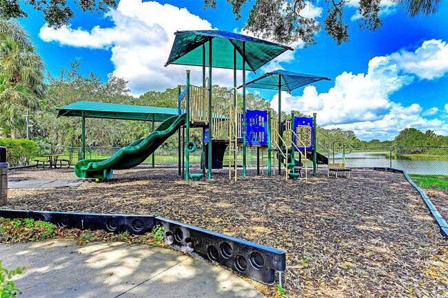 Building Photo - 4957 Sabal Lake Cir