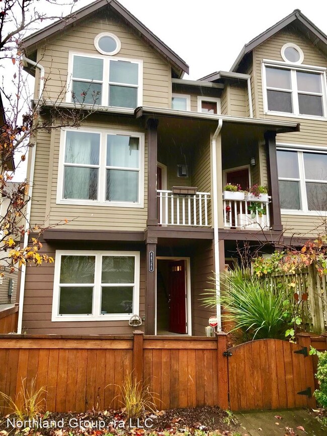 Primary Photo - 3 br, 3.5 bath House - 4438 44th Ave SW #A
