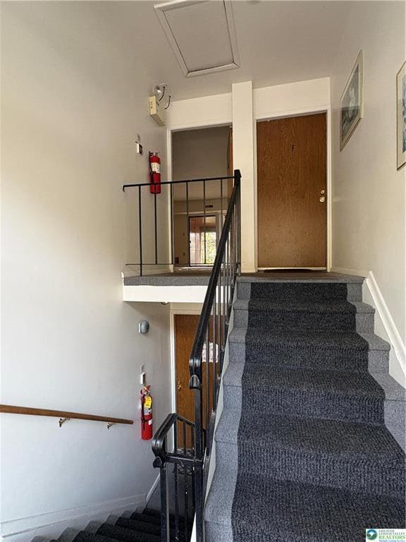 Building Photo - 1135 W Lafayette St