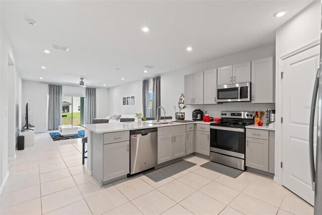 Building Photo - 5219 Tuscany Ln