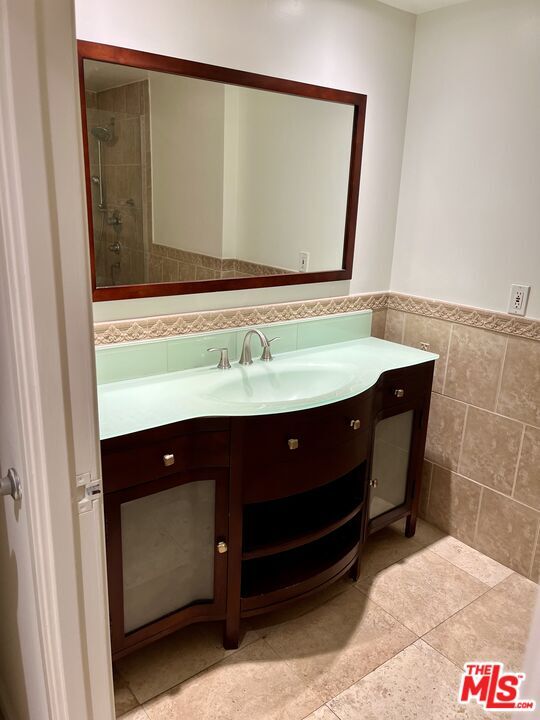 Building Photo - 10445 Wilshire Blvd