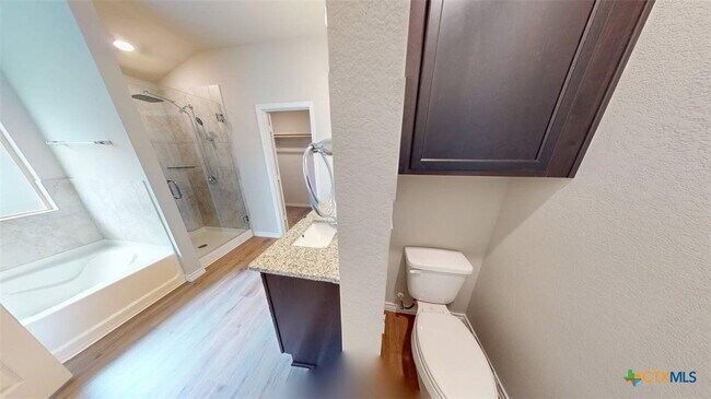 Building Photo - 1928 Rosson St