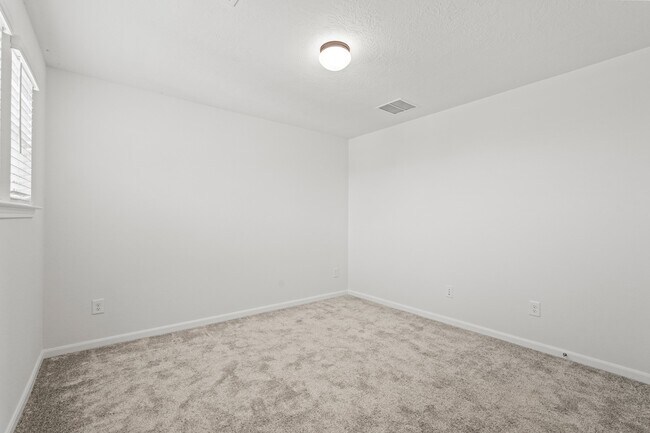 Building Photo - 8126 Coco Blf Dr