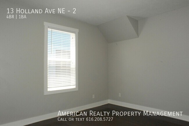 Building Photo - 13 Holland Ave NE