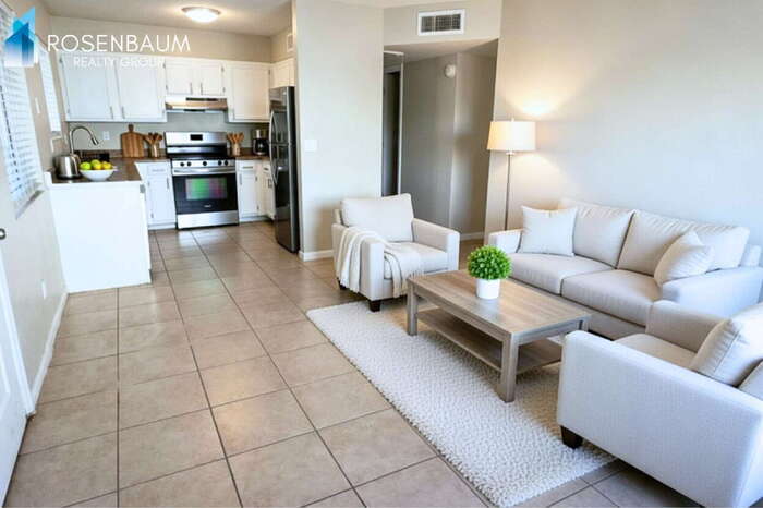 Building Photo - 713 W 1st Ave