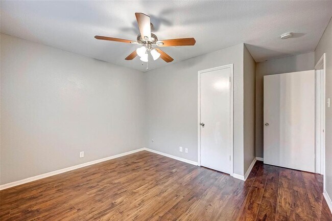 Building Photo - 12846 Westmere Dr