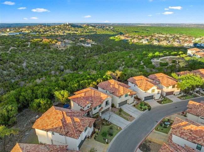 Building Photo - 211 Honey Creek Ct