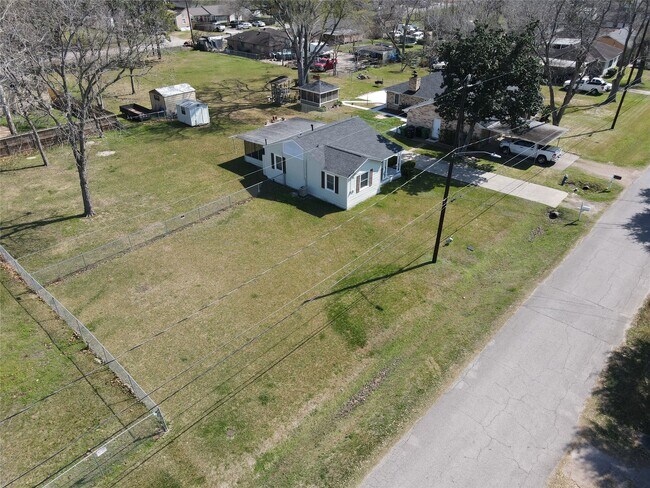 Building Photo - 12537 Terrance St