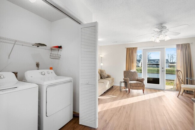 Building Photo - 217 Double Eagle Dr